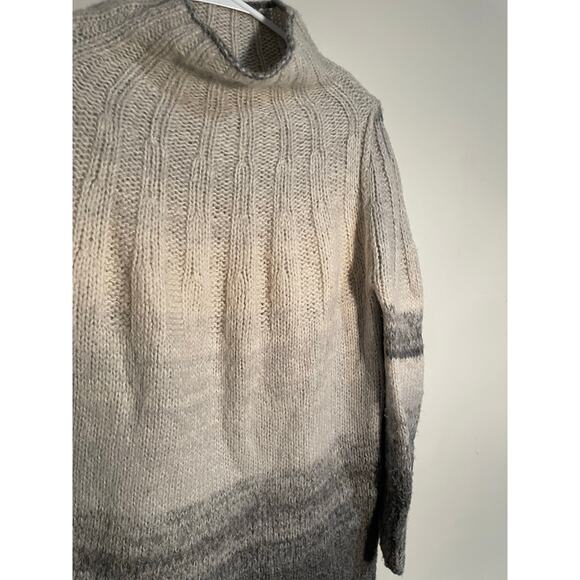 Anthropologie Gray Perri Ombré Wool and Alpaca Turtleneck Sweater Size Small - Picture 6 of 13
